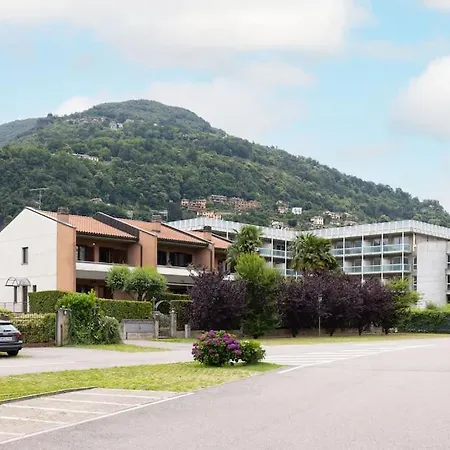 Leopoldo View Apartament Maccagno